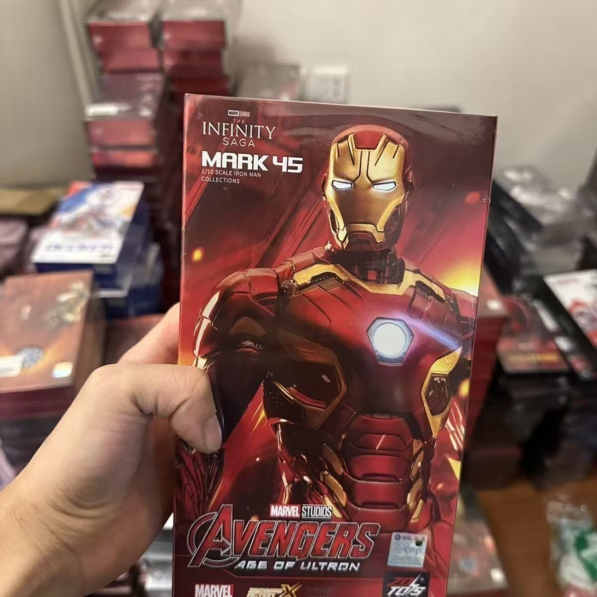 Authentic product，Special Offe - огляд і ціна Model Kit Iron Man Mark 50
