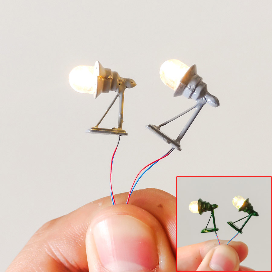 2Pcs Miniature 3V Led Lights M - огляд і ціна Model Kit Wall E